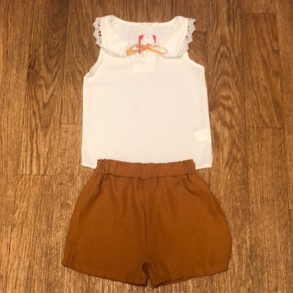 Bear Leader White and Gold Lace Shirt and Shorts Size 5 / 6 Years